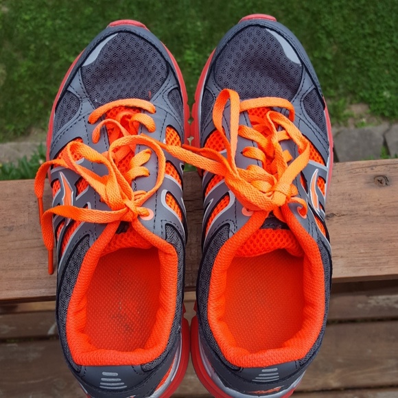 Women's Avia grey and orange shoes size 7 - Picture 6 of 8